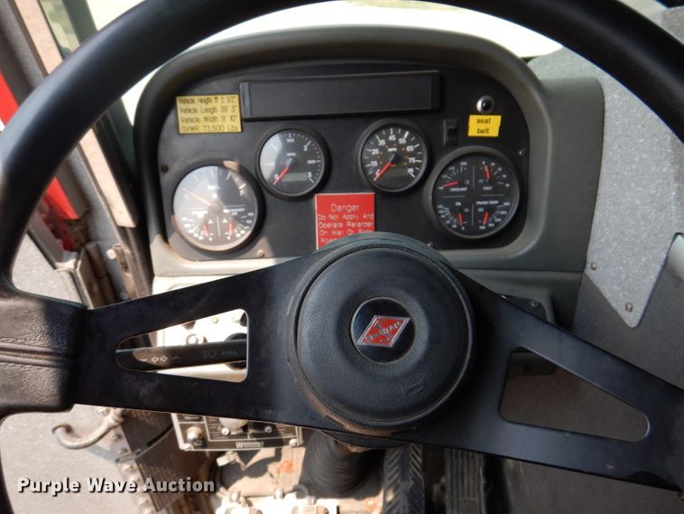 image for item IN9819 2004 Spartan 60DDEC  quint ladder fire truck