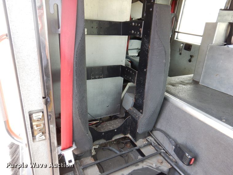 image for item IN9819 2004 Spartan 60DDEC  quint ladder fire truck