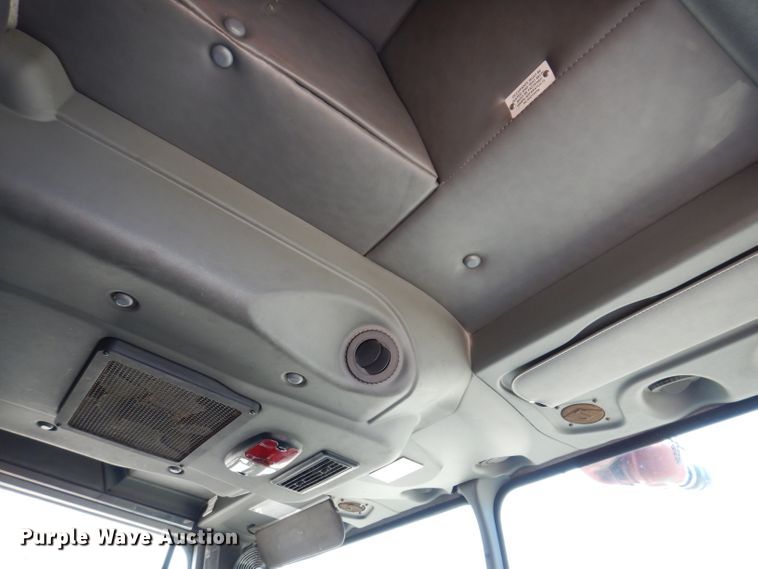 image for item IN9819 2004 Spartan 60DDEC  quint ladder fire truck