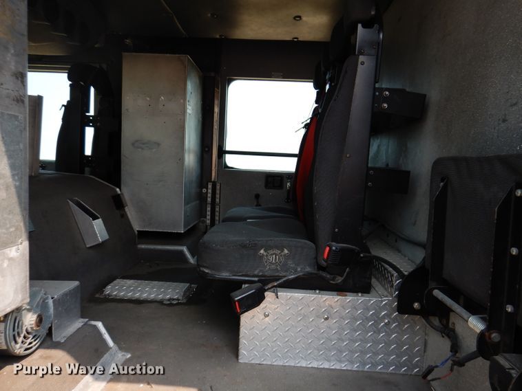 image for item IN9819 2004 Spartan 60DDEC  quint ladder fire truck