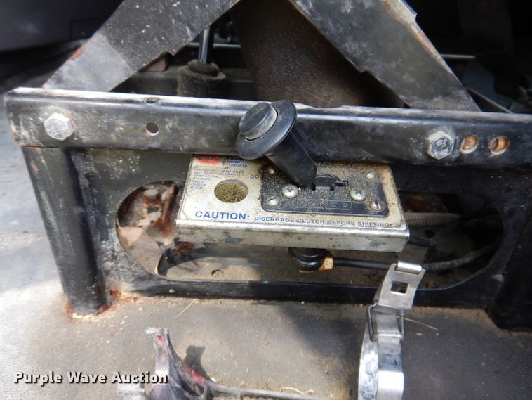 image for item IN9839 2013 Mack CXU613  semi truck