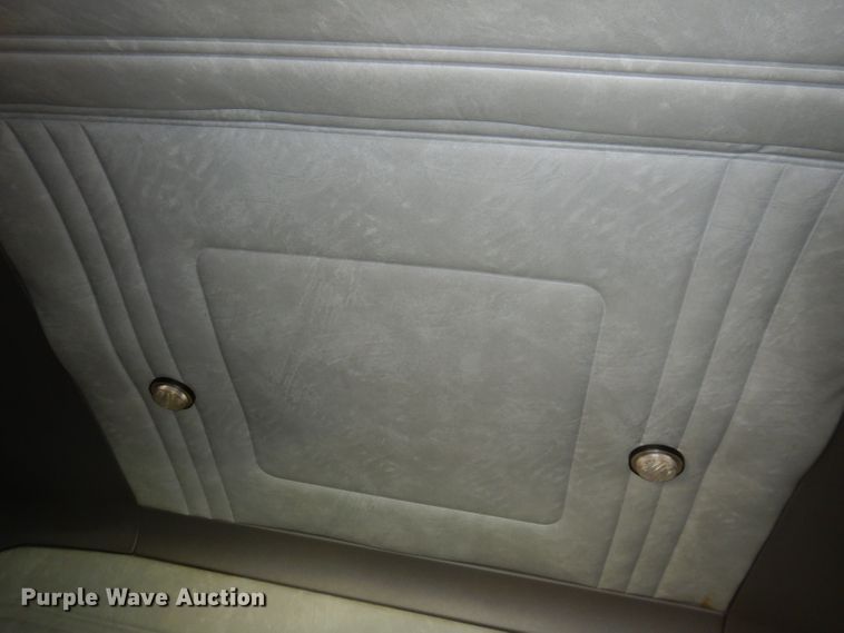 image for item IN9839 2013 Mack CXU613  semi truck