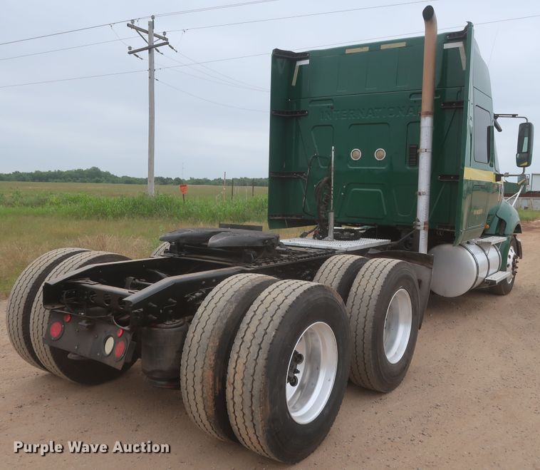 image for item IO9166 2011 International ProStar Premium  semi truck