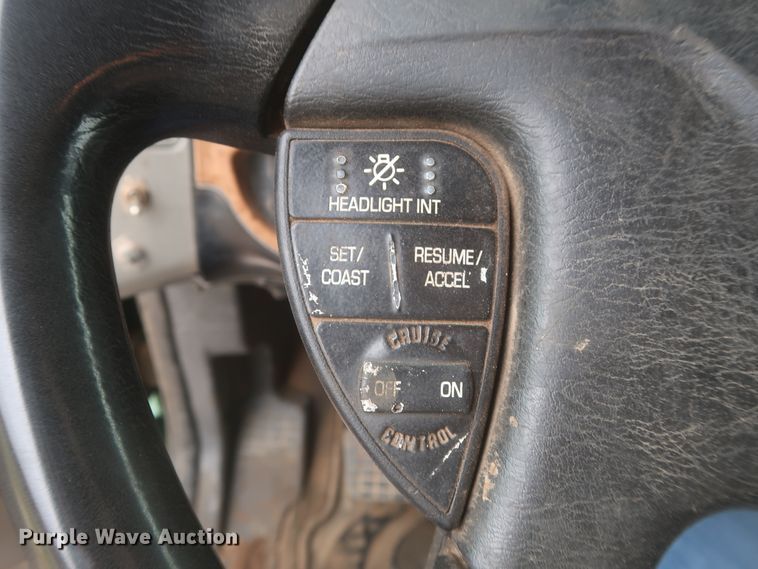 image for item IO9166 2011 International ProStar Premium  semi truck