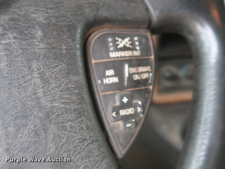 image for item IO9166 2011 International ProStar Premium  semi truck