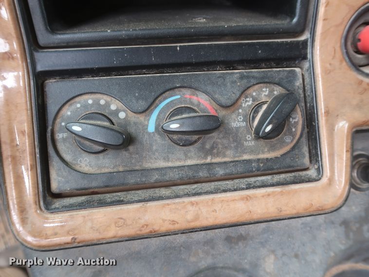 image for item IO9166 2011 International ProStar Premium  semi truck