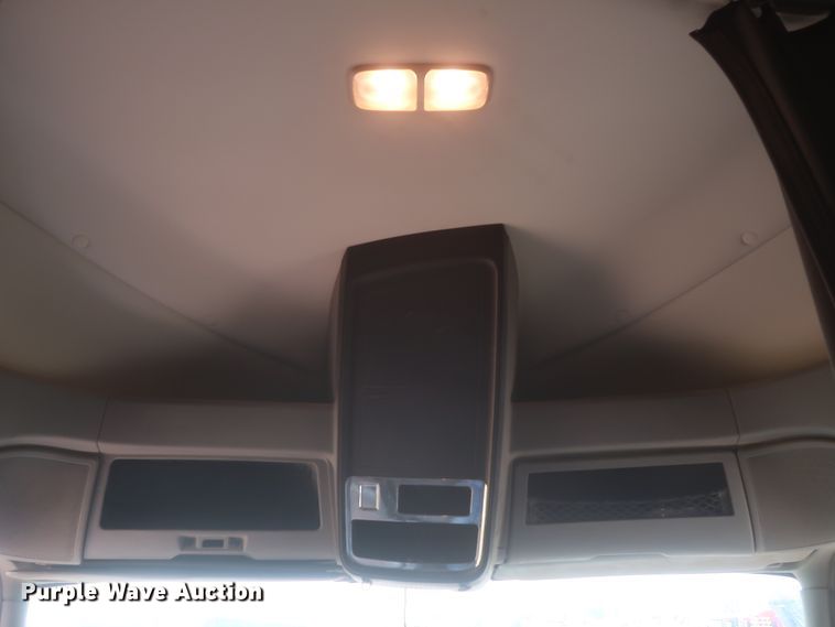 image for item IO9166 2011 International ProStar Premium  semi truck