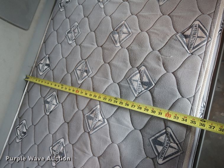 image for item IO9166 2011 International ProStar Premium  semi truck