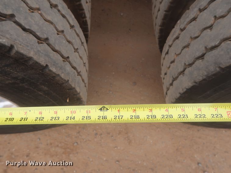 image for item IO9166 2011 International ProStar Premium  semi truck