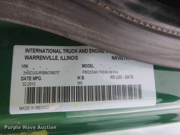 image for item IO9166 2011 International ProStar Premium  semi truck