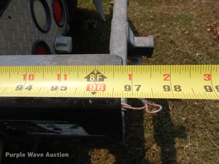 image for item IR9025 2006 Freightliner Business Class M2  semi truck