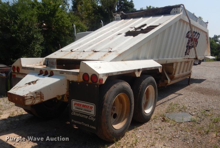 image for item IT9716 2011 CTSI BDT40  bottom dump trailer