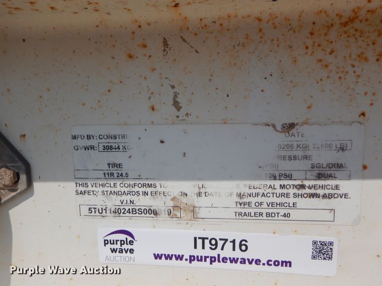 image for item IT9716 2011 CTSI BDT40  bottom dump trailer