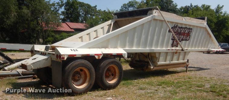 image for item IT9717 2013 CTSI BDT40  bottom dump trailer