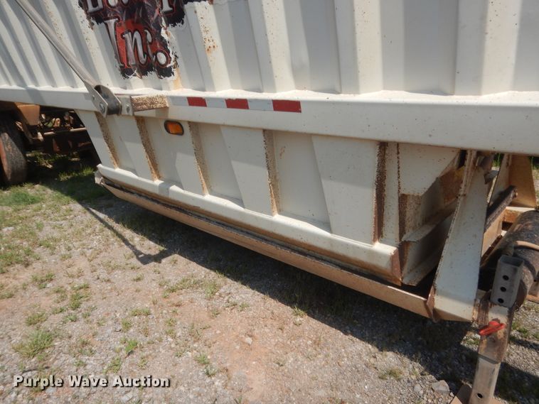 image for item IT9717 2013 CTSI BDT40  bottom dump trailer