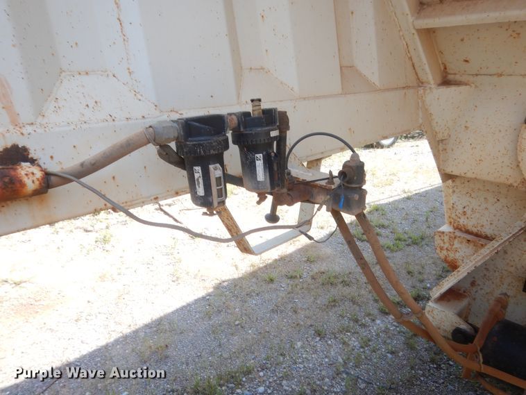 image for item IT9717 2013 CTSI BDT40  bottom dump trailer