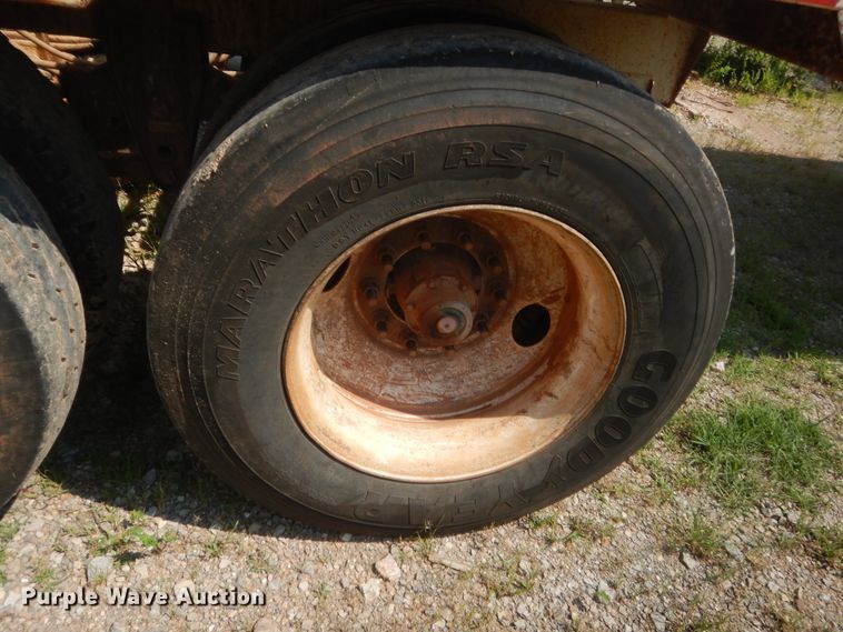 image for item IT9717 2013 CTSI BDT40  bottom dump trailer