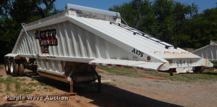 image for item IT9718 2012 CTSI BDT40  bottom dump trailer
