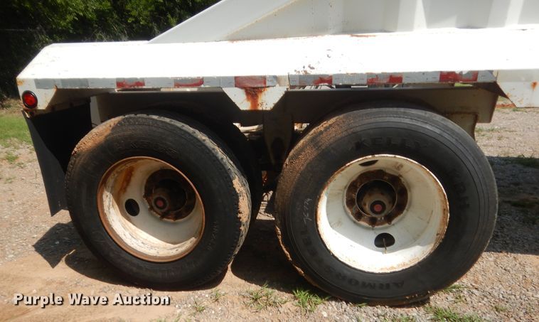 image for item IT9718 2012 CTSI BDT40  bottom dump trailer
