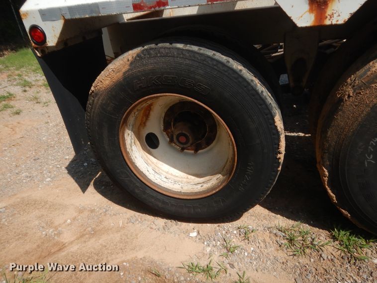 image for item IT9718 2012 CTSI BDT40  bottom dump trailer