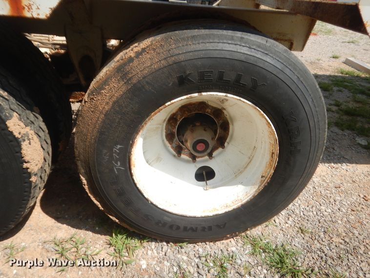 image for item IT9718 2012 CTSI BDT40  bottom dump trailer
