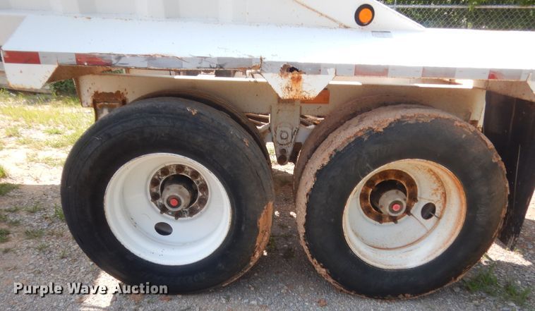 image for item IT9718 2012 CTSI BDT40  bottom dump trailer