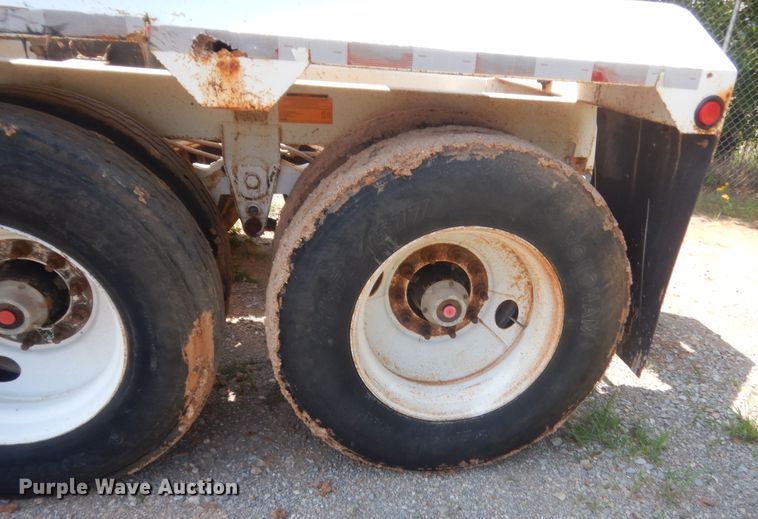 image for item IT9718 2012 CTSI BDT40  bottom dump trailer