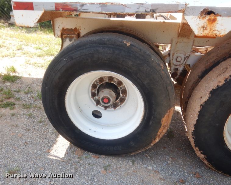 image for item IT9718 2012 CTSI BDT40  bottom dump trailer