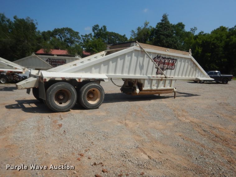 image for item IT9720 2013 CTSI BDT40  bottom dump trailer