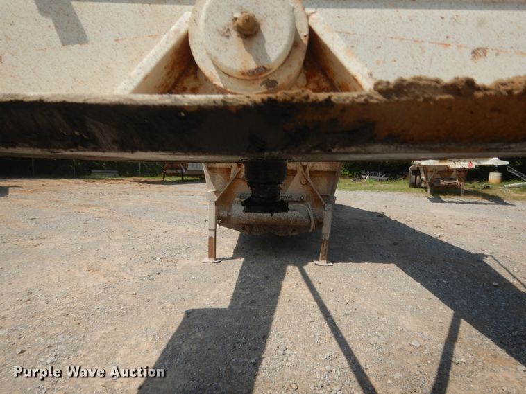 image for item IT9720 2013 CTSI BDT40  bottom dump trailer