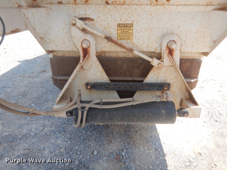 image for item IT9720 2013 CTSI BDT40  bottom dump trailer