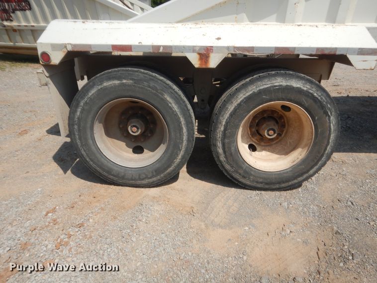 image for item IT9720 2013 CTSI BDT40  bottom dump trailer