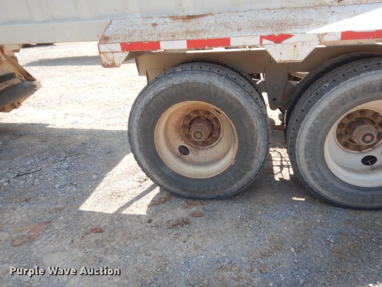 image for item IT9720 2013 CTSI BDT40  bottom dump trailer