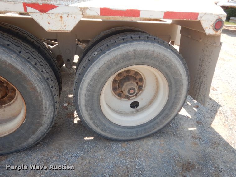 image for item IT9720 2013 CTSI BDT40  bottom dump trailer