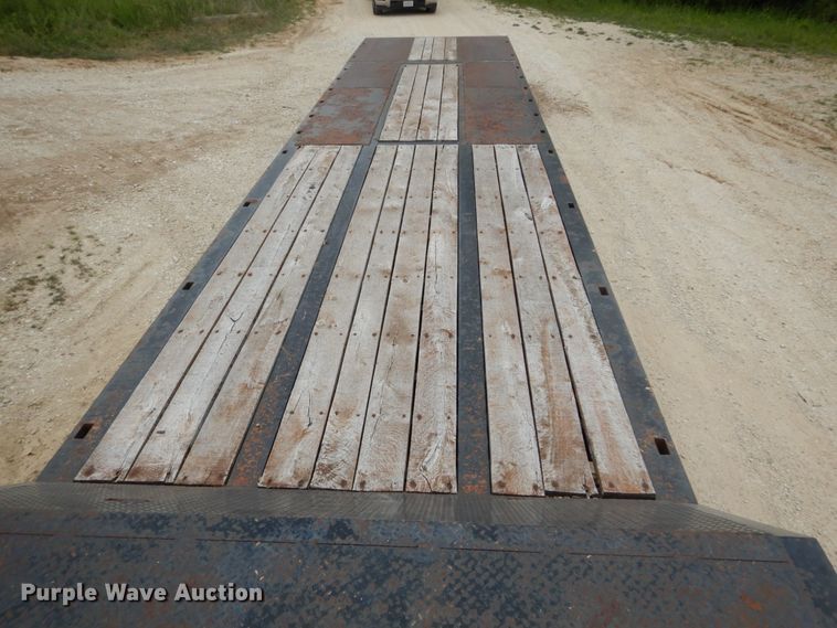 image for item JI9508 2008 Trail King TK110HT-443  drop deck equipment trailer