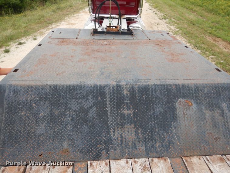 image for item JI9508 2008 Trail King TK110HT-443  drop deck equipment trailer