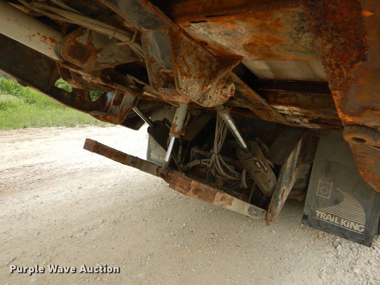 image for item JI9508 2008 Trail King TK110HT-443  drop deck equipment trailer