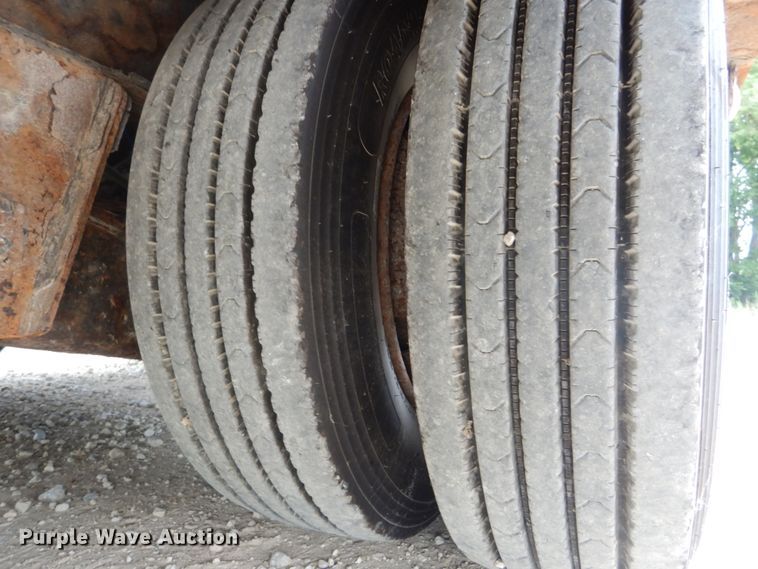 image for item JI9508 2008 Trail King TK110HT-443  drop deck equipment trailer