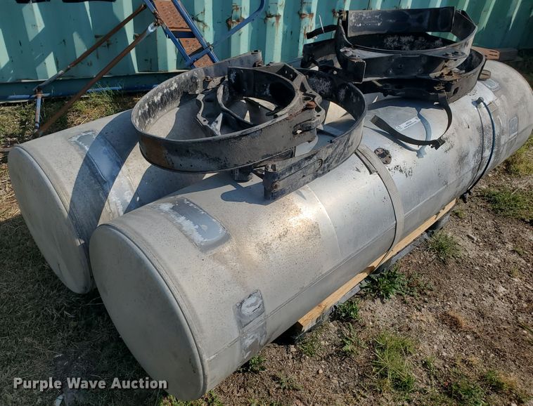 image for item JM9524 (2) Freightliner 150 gallon fuel tanks