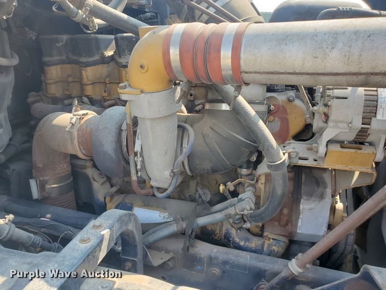 image for item JM9542 Caterpillar C15  engine