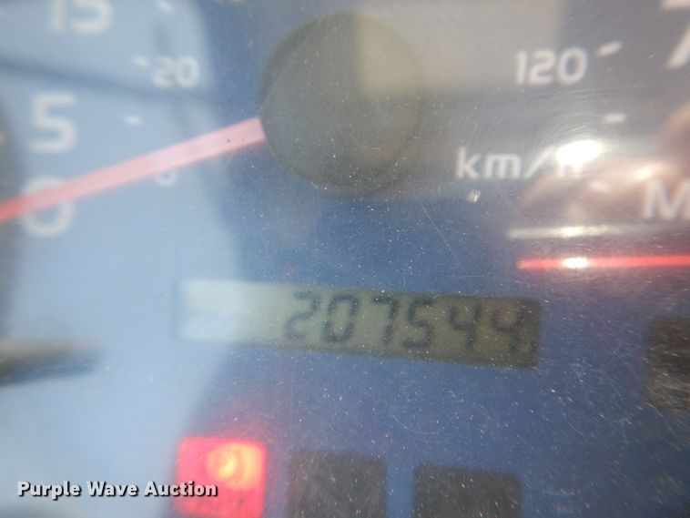 image for item JZ9916 2008 Hino 338  truck cab and chassis