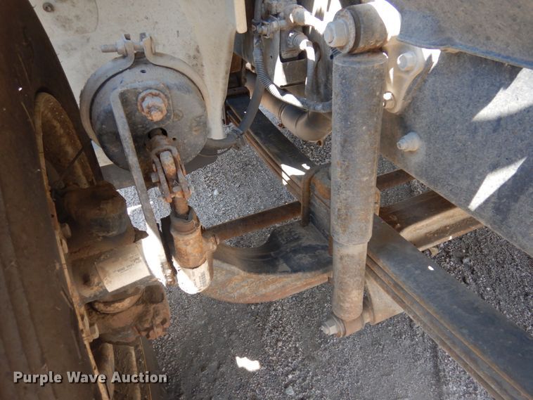 image for item JZ9916 2008 Hino 338  truck cab and chassis