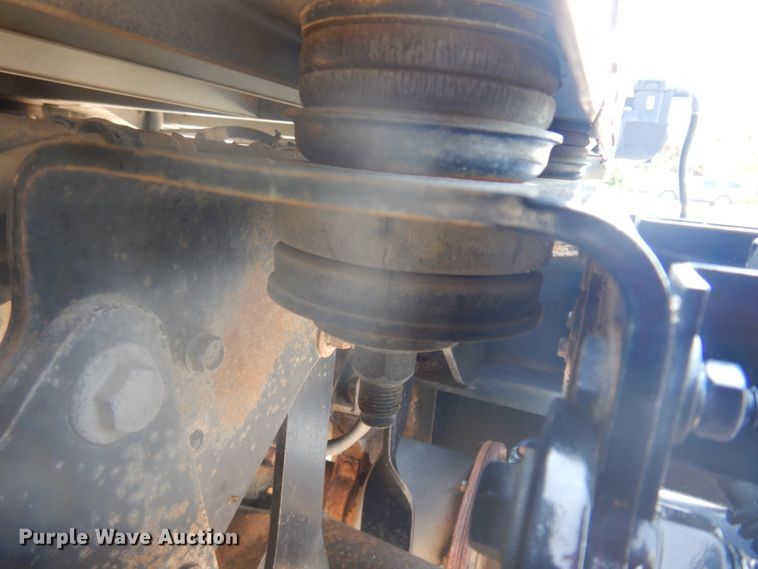 image for item JZ9916 2008 Hino 338  truck cab and chassis