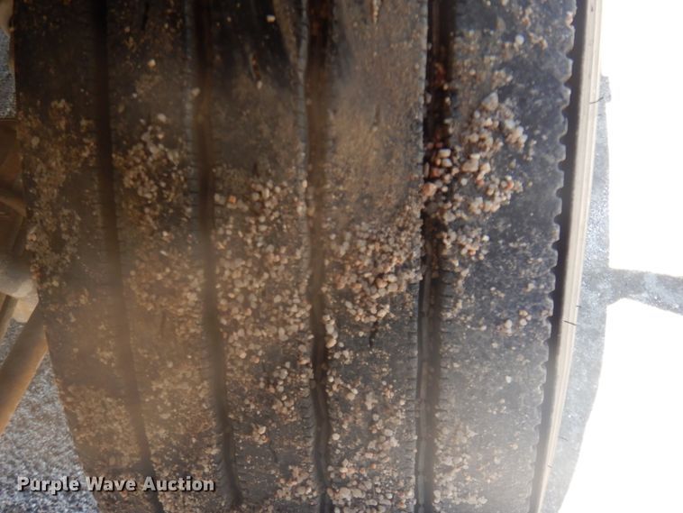 image for item JZ9916 2008 Hino 338  truck cab and chassis