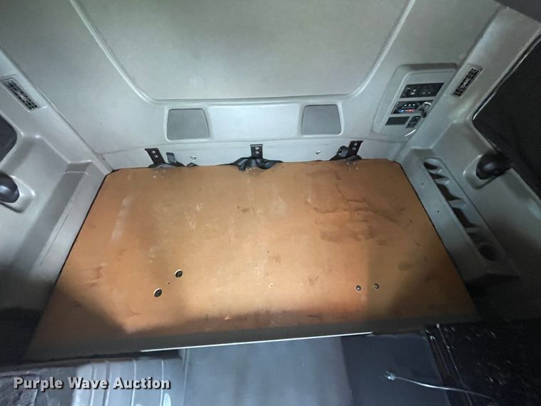 image for item KK9524 2013 International ProStar  semi truck