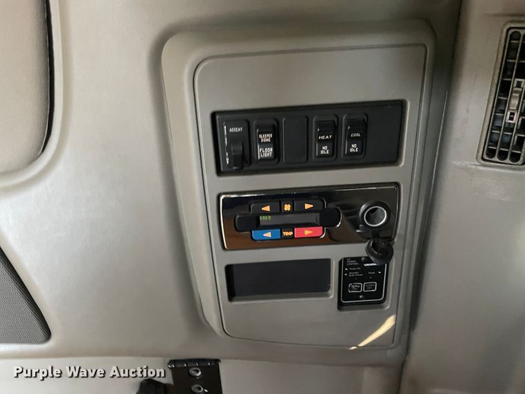 image for item KK9524 2013 International ProStar  semi truck