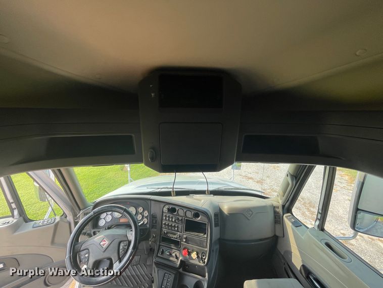 image for item KK9524 2013 International ProStar  semi truck