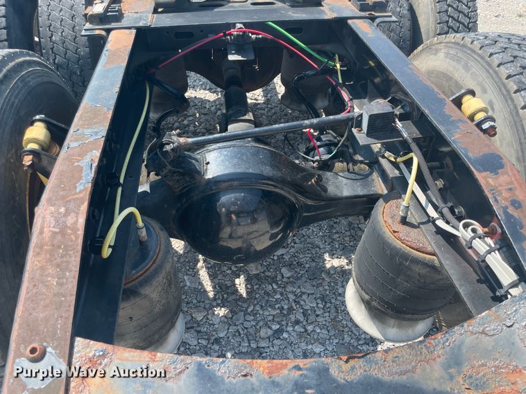 image for item KK9528 2007 Sterling A9500  semi truck