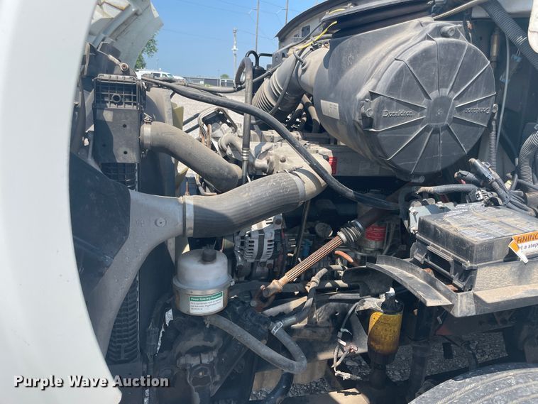 image for item KK9528 2007 Sterling A9500  semi truck