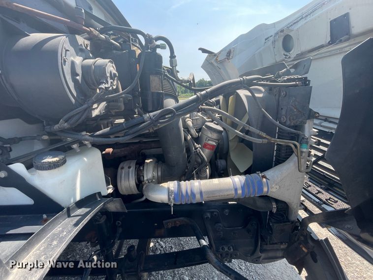 image for item KK9528 2007 Sterling A9500  semi truck